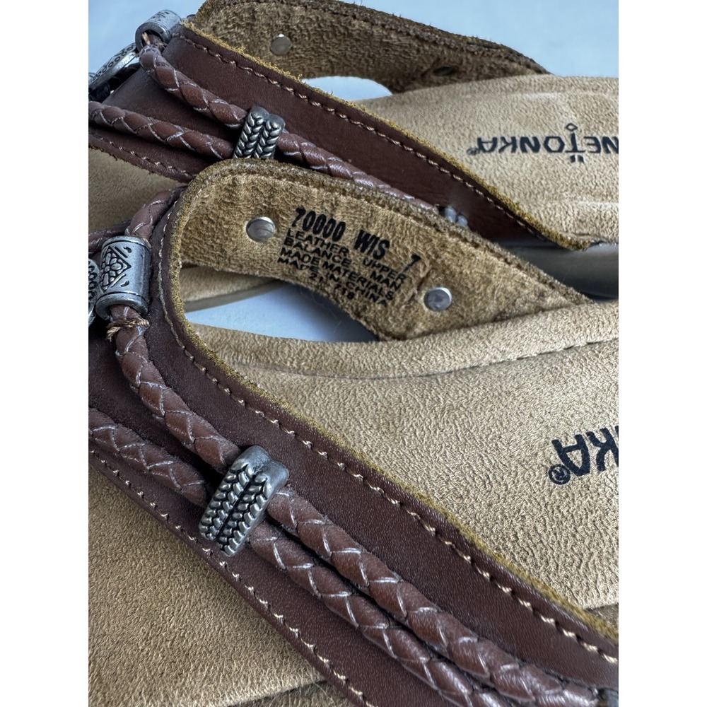 Minnetonka Women's Leather Thong Sandals Southwest/Native 360 Comfort Size 7 EUC - Picture 8 of 9